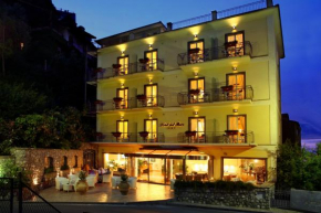Гостиница Hotel Del Mare  Сорренто